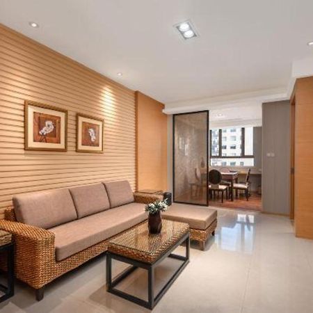 Huana Hotel Minhang Shanghai Exterior foto