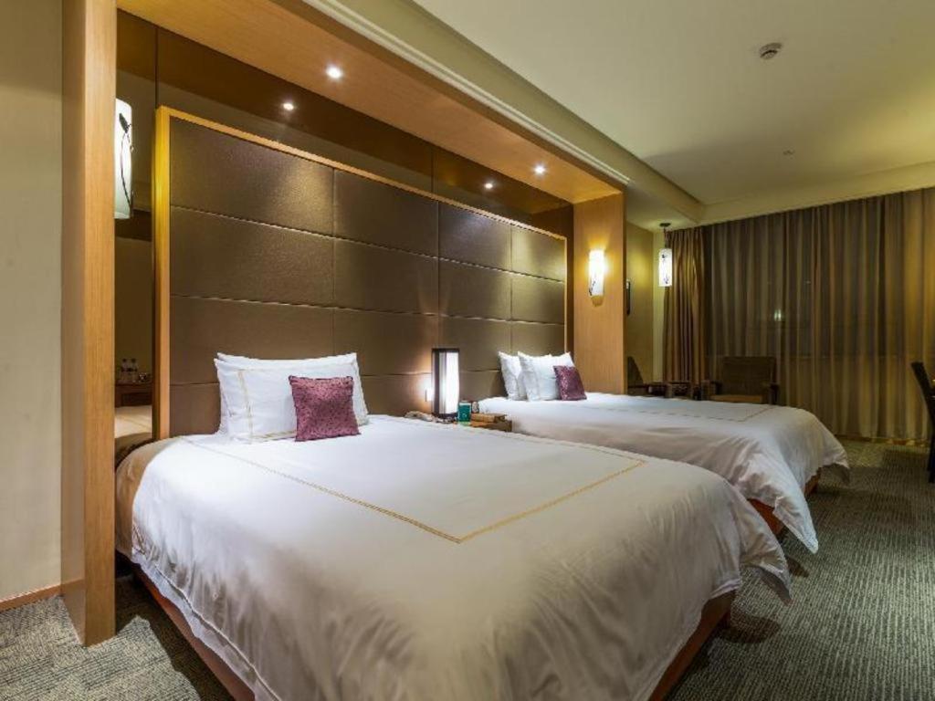 Huana Hotel Minhang Shanghai Exterior foto